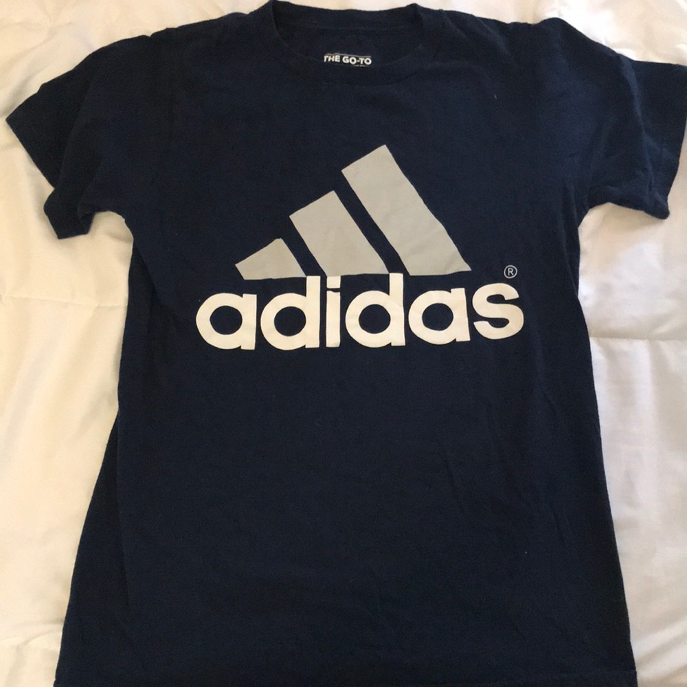 Adidas T-Shirt